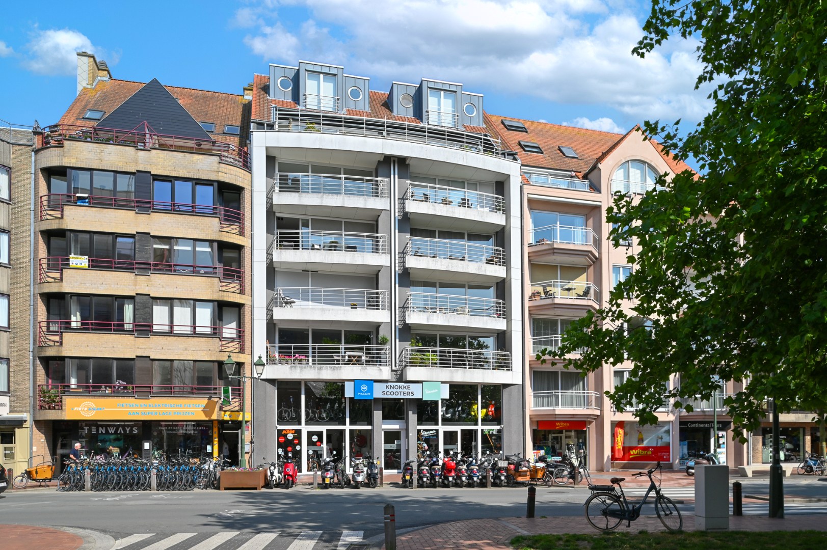estate img