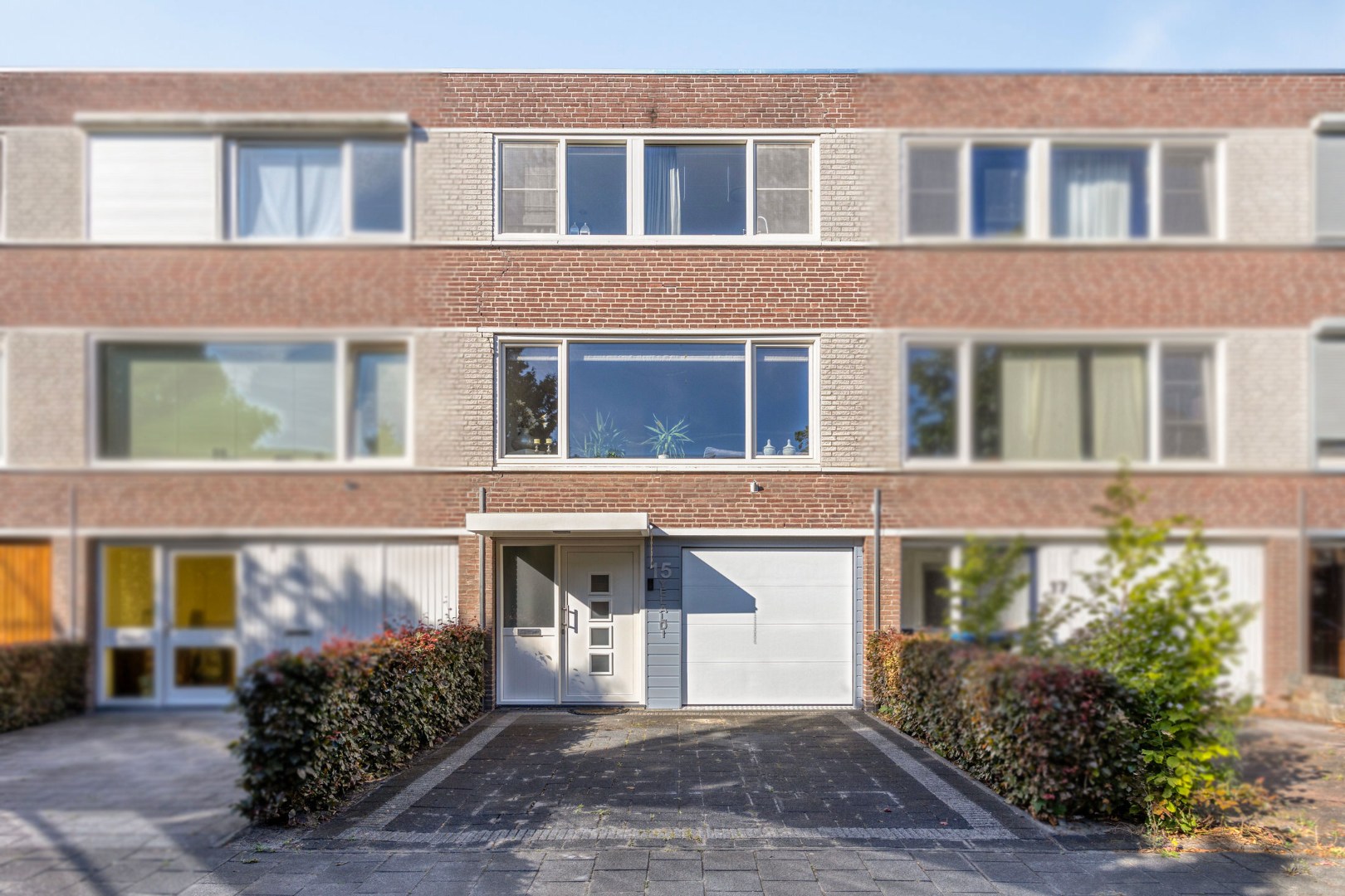Estate main image