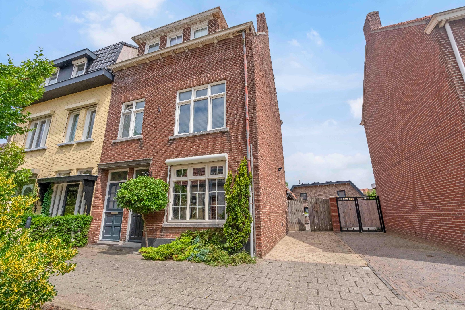 Foto Leeuwerikstraat 36