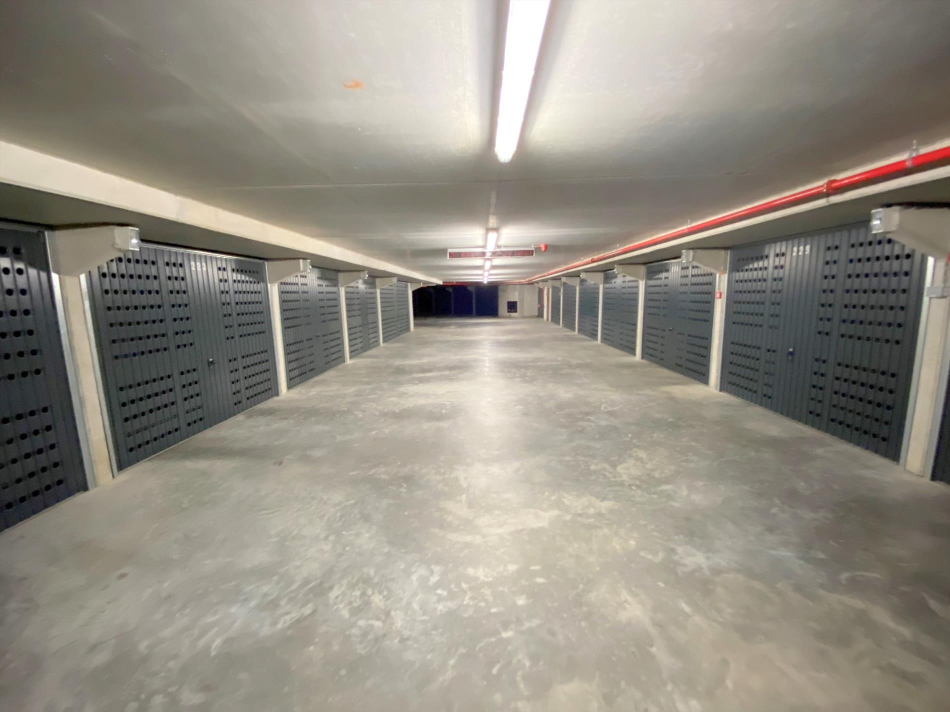 Garage - Parking
                                te huur
                                in Knokke